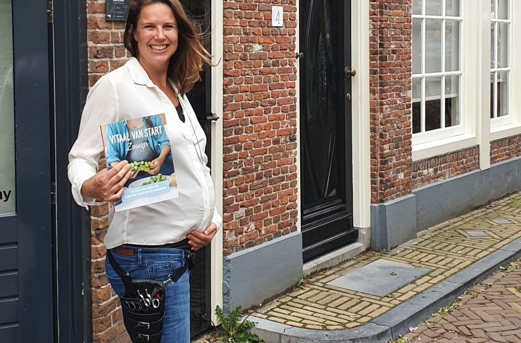 Stralend zwanger en je goed voelen in je lichaam – ervaring Rosie